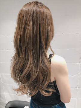 シェル 国分寺(shell) スーパーロングを軽やかベージュで♪