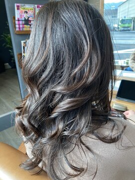 アンバー(amber) ロングレイヤー