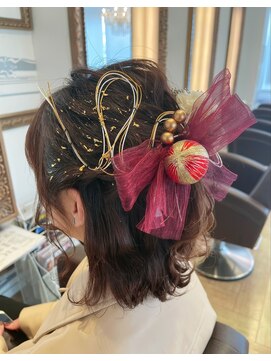 コワファースト 大分(COIFF1RST) ハーフアップで成人式せっと