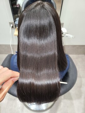 ゴウトゥデイ 岡山店(GO TODAY) ツヤツヤさらさら髪質改善！《小西邦生》