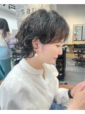 ショートボブパーマ20代30代40代イヤリングカラー大人可愛い