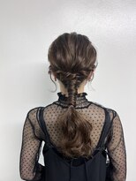 シェイプスサロン ハナレ 辻堂美容室(Shapes salon HANARE)&nbsp;タイトポニー