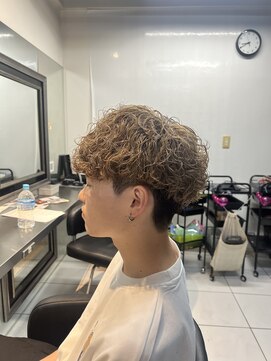 アイズ 海老名(AIZU) 波巻きスパイラルパーマ 波巻きパーマ スパイラルパーマ