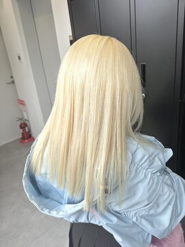 ゴウトゥデイシェアサロン 町田店(GO TODAY SHAiRE SALON) 抜きっぱなしブロンド【町田】