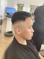 コワファースト 別府&nbsp;黒髪×スキンフェード