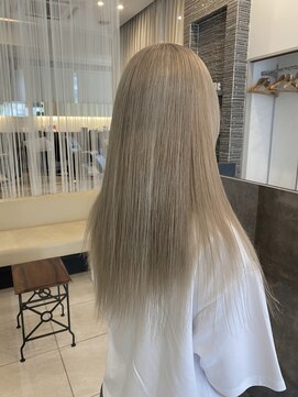 ジゼル 博多筑紫口店(GiseL) 【かじ】white beige/ GiseL筑紫口@kaji_de_experiences