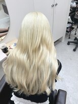 ユウル 横浜(juhl.)&nbsp;ホワイトブロンド/ケアブリーチ/ブリーチハイトーン抜きっぱなし