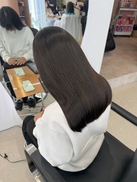 ボヌール オオサカ(Bonheur OSAKA) 超高濃度水素ストレート/ウルトワ/レイヤーカット【大山】