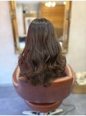 ヘアセット韓国風ヨシンモリウェーブミディアムブラウンカラー