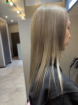 スピカヘアー(Spica hair) ハイトーン　ミルクベージュ＊