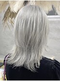 ダブルカラーシルバーアッシュケアブリーチウルフカットレイヤー