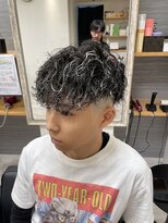 マジック(magic) バロックパーマ（ホワイトメッシュ）