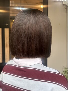 リズム(RHYTHM) ストレートボブ×酸性ストレート