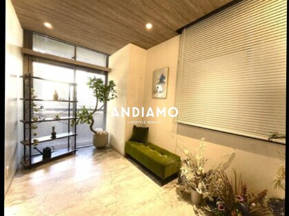 アンディアーモ サカエ(ANDIAMO SAKAE)の写真