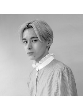 メルシー merci ハイトーン センターパート メンズショート