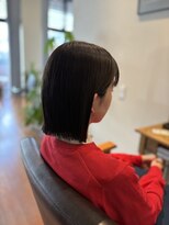 ネイビーヘアデザイン(navy hair design) 切りっぱなしボブ