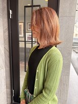 メゾン アヴァロ(Maison Avallo) ピンクベージュのハイライトカラー