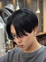 スタジオフォーエイチ(STUDIO 4H)&nbsp;韓国風センターパート/ツーブロック/サンウォンヘア/マッシュ