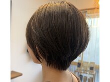 ムスビ(musu:bi)の雰囲気（コテ類は多用しません。乾かすだけで簡単スタイリングが定評◎）