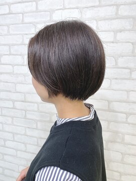 スーリール 福岡別府店(Sourire) 大人ショートボブ 丸みショートボブ コンパクトボブ