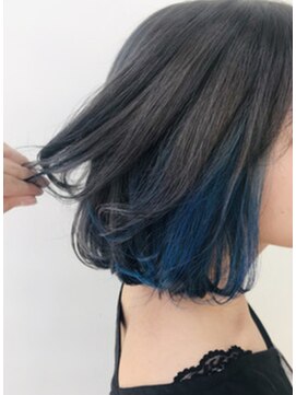 ジーナ 梅田(Zina) 【Zina 梅田】 イメチェン★アクアブルーインナーカラー