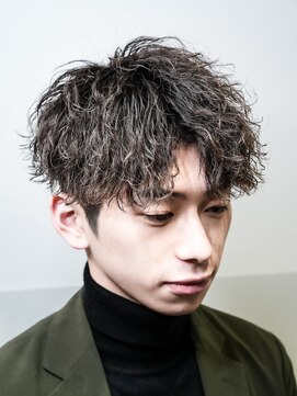 アルファ 新宿(alpha) フェザーパーマ/刈り上げセンターパート/サーフカール[新宿]