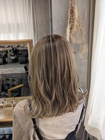 トゥーミー(to mee)&nbsp;ハイライト×アッシュベージュ♪【新田】