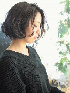 エムスラッシュ ソル センター南(M.SLASH SOL) ■SOLセンター南・4-13■エアリーカールで横顔美人