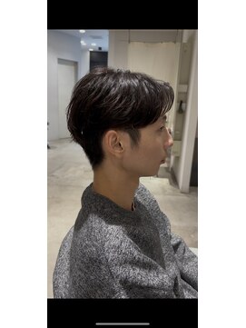 ミリ(milli Produce by ITAKURA) フェザーショート