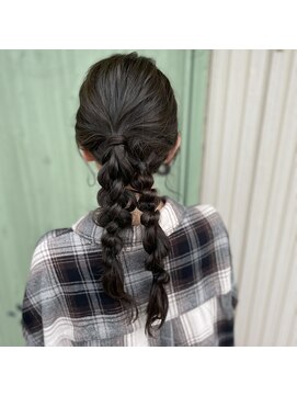 ヘアーレクスアリイ(Hair Lex Alii) ツインヘア