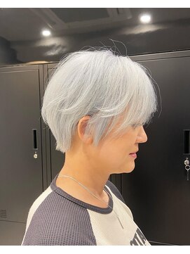 ハルキミナトジャパン センダイ(HARUKI MINATO japan SENDAI) 脱白髪染めショート