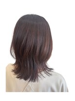 レア(Lea)&nbsp;くびれヘア×ピンクベージュカラー♪