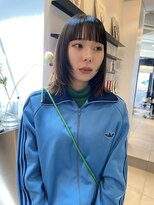 シータ(sheta)&nbsp;【表参道sheta小林】小顔レイヤーカットシャギー前髪ぱっつん