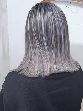 【立体感カラー】コントラストバレイヤージュ×ブリーチ２回