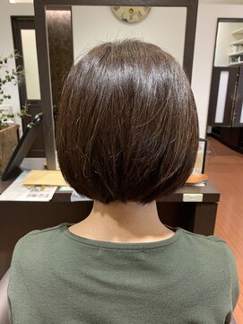 アームズ キューブ 岡崎店(arms cube) ショートボブ