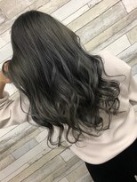 ビビアナ(viviana) 【hair lounge viviana】シルバーカラーアッシュグラデーション