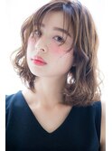 濡れ髪　切りっぱなし　オリーブカラー　セミウェットウェーブ