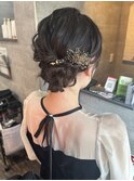 ミディアムお呼ばれアレンジ低めシニヨン ヘアセット冬結婚式
