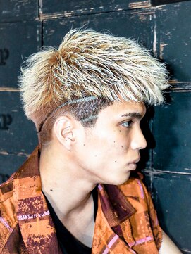 アルファ 新宿(alpha) フェザーパーマ/刈り上げセンターパート/サーフカール[新宿]