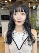 ディッセンバー 神宮前(December)&nbsp;ワイドバングフルバングブルーブラック　姫カットレイヤー