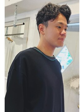 ファム(FAM) メンズパーマ くせ毛 スパイラルパーマ 代官山 中目黒