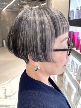 ピークアブー 原宿ハラカド(PEEK-A-BOO) ストライプカラー ハイライト コントラストカラー ショートボブ