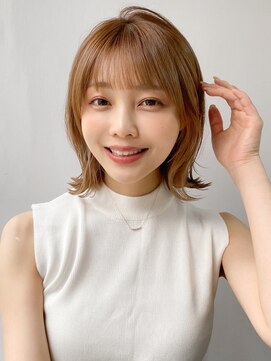 エトラ 渋谷店(etora) 前髪 外ハネボブ ミニウルフ ホワイトグレージュ"