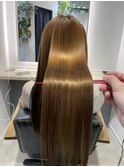 酸性ストレートでハイトーンの髪にも対応♪
