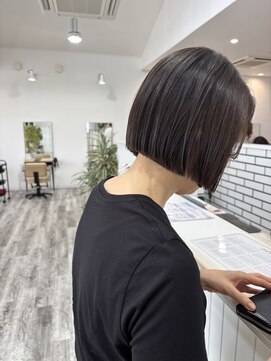 サロンド ベレーザ トータ(salao de beleza tota) 切りっぱなしボブ