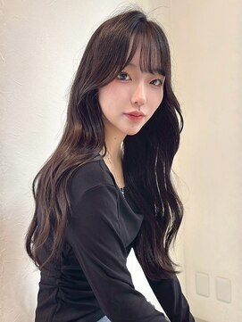 アンニュ(annuy) 顔周りカット グレージュ 透明感カラー 韓国風くびれヘア 20代