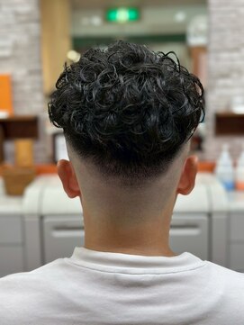 アポロカットステージ 相模大野店 スペインカール<理容室>[メンズ/相模大野]