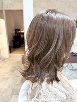 プレフェレプレフェ(prefere prefe)&nbsp;三つのニュアンスが織りなす美シルエットスタイル