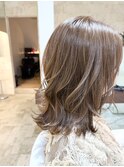 三つのニュアンスが織りなす美シルエットスタイル