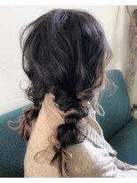 2つの鋏&nbsp;おさげ編みリボンアレンジ